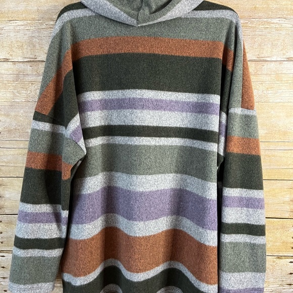 Chic Soul Time To Bolt Sweater Top Striped Multi-Color Cowl Neck NWOT Size 2X - Picture 7 of 11